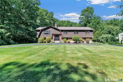 69 Forest Rd, Monroe, CT 06468