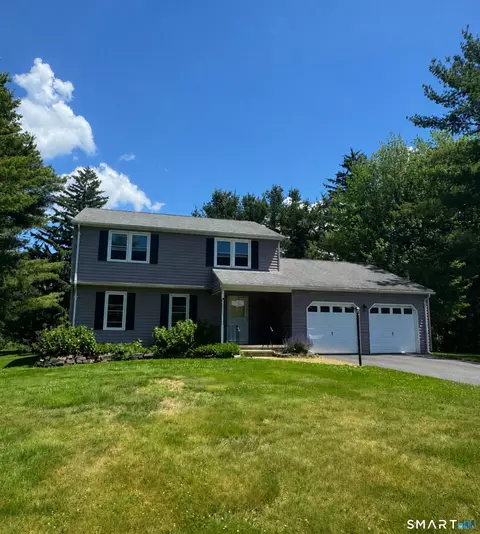 43 Palmer Dr, Meriden, CT 06450