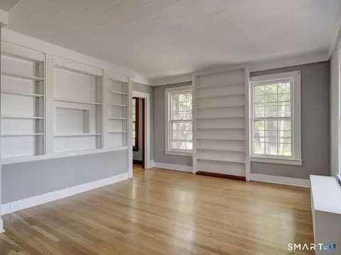 Living - 100 Bolivia St, Willimantic, CT 06226 photo 3 of 6