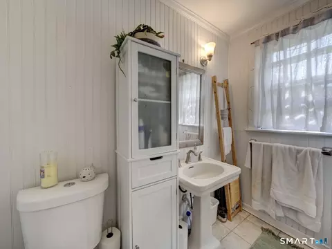 Bath - 100 Bolivia St, Willimantic, CT 06226 photo 1 of 2