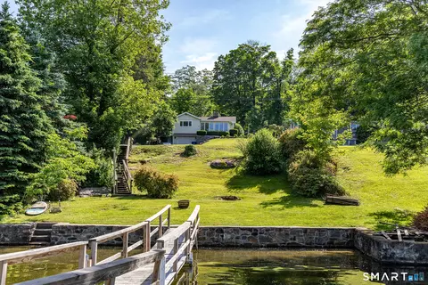 801 Candlewood Lake Rd S, New Milford, CT 06776