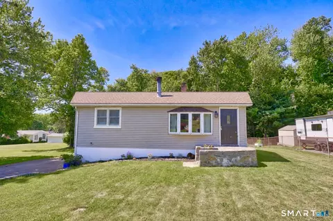 12 Knapp Dr, Prospect, CT 06712