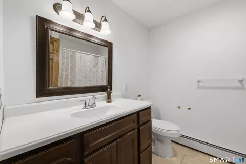 Bath - 25 Vezina Dr, Killingly, CT 06239 photo 2 of 3