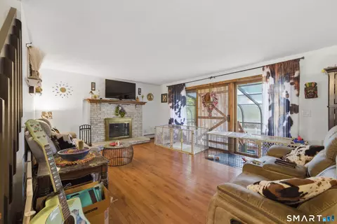 Living - 25 Vezina Dr, Killingly, CT 06239 photo 2 of 2