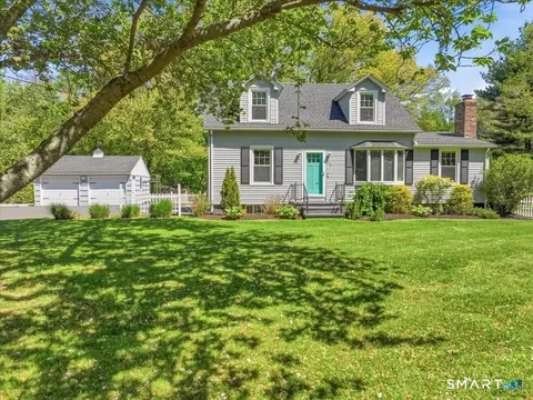 131 Oronoque Rd, Milford, CT 06461
