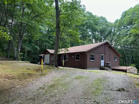 Exterior - 347 Fox Rd, Putnam, CT 06260 photo 8 of 10