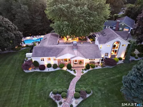 103 Glenbrook Dr, Cheshire, CT 06410