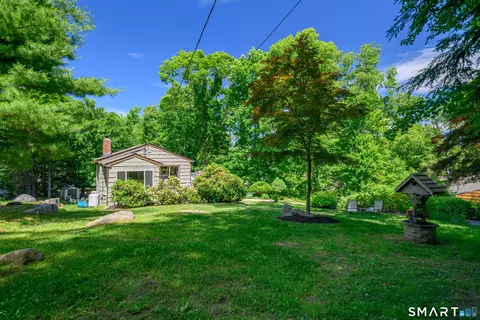 34 Dick Finn Rd, New Fairfield, CT 06812