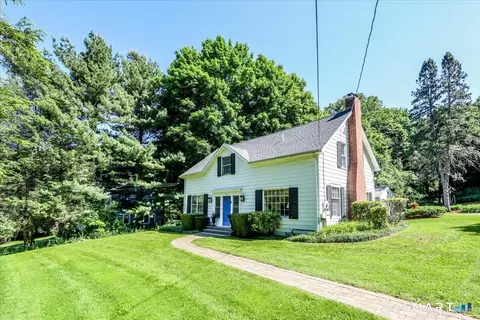 203 Whisconier Rd, Brookfield, CT 06804