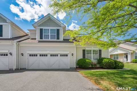 Exterior - 10 Ash Ln #10, Prospect, CT 06712 photo 2 of 8