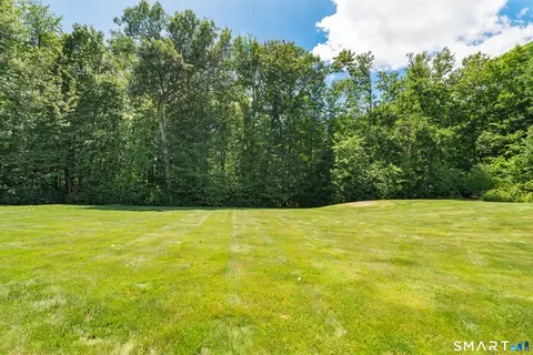 Exterior - 10 Ash Ln #10, Prospect, CT 06712 photo 4 of 8