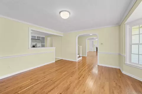 Living - 20 Rosina Rd, Hamden, CT 06514 photo 5 of 10