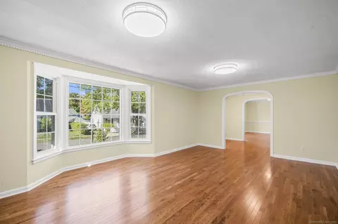Living - 20 Rosina Rd, Hamden, CT 06514 photo 3 of 10