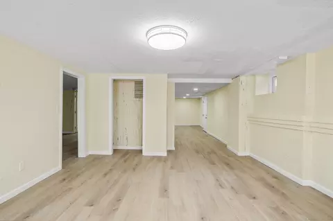 Living - 20 Rosina Rd, Hamden, CT 06514 photo 8 of 10