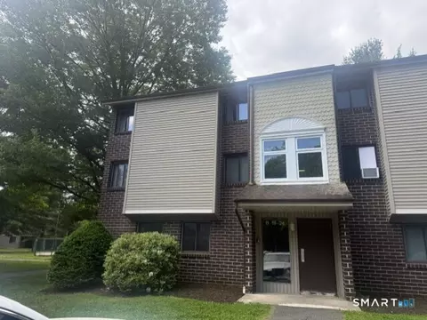 7 Padanaram Rd #B23, Danbury, CT 06811