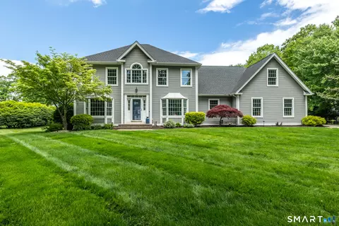 14 Ryan Dr, Ellington, CT 06029