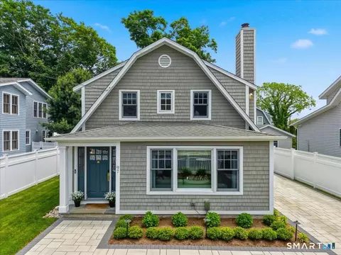 97 E Wharf Rd, Madison, CT 06443