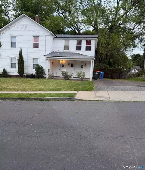 18 N 3rd St, Meriden, CT 06451