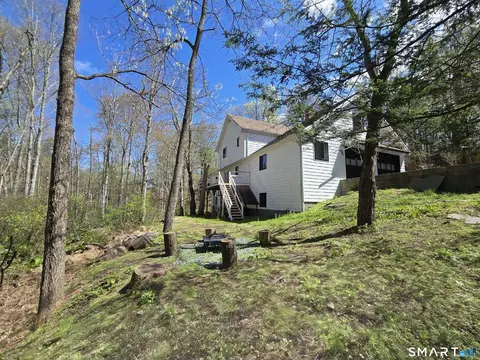 Exterior - 299 Redding Rd, Redding, CT 06896 photo 2 of 6