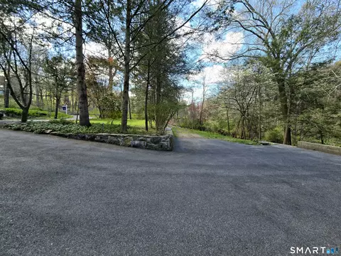 Exterior - 299 Redding Rd, Redding, CT 06896 photo 5 of 6