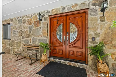 Entry Way - 299 Redding Rd, Redding, CT 06896 photo 1 of 4