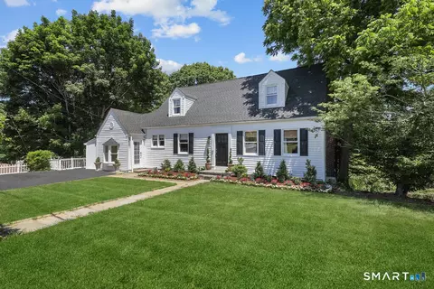 24 Island Hill Ave, Ridgefield, CT 06877