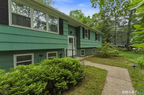 110 Lambtown Rd, Mystic, CT 06355