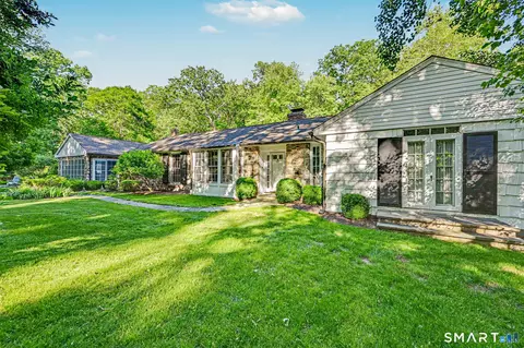 75 Norfield Rd, Weston, CT 06883