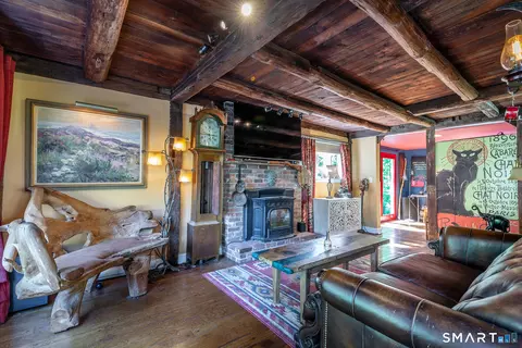 Living - 46 Crane Ln, Bethlehem, CT 06751 photo 2 of 3