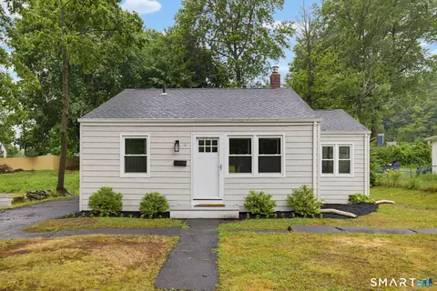11 Elmhurst Cir, West Hartford, CT 06110