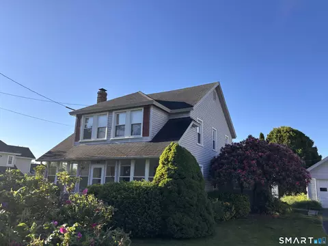 44 Sea View Ave, Niantic, CT 06357