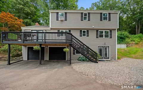 1968 Chalker Hl, Glastonbury, CT 06033