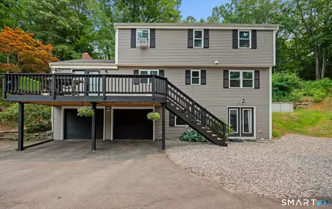 1968 Chalker Hl, Glastonbury, CT 06033