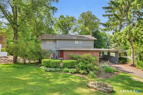 114 Richmond Dr, Manchester, CT 06042
