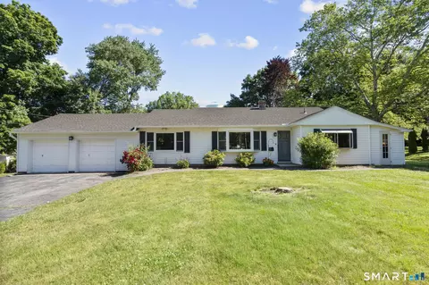 59 Linden St, Norwalk, CT 06851