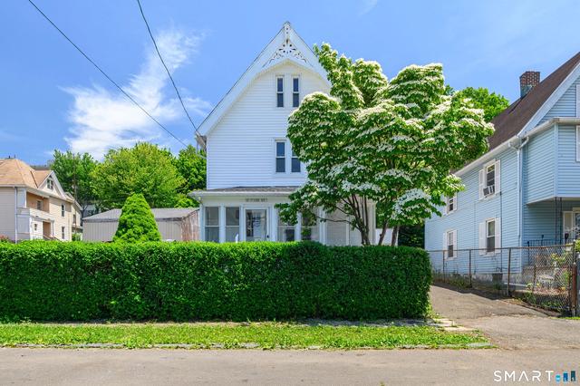 38 White St, Bridgeport, CT 06610