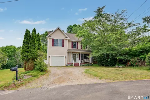 Exterior - 67 Summit St, Derby, CT 06418 photo 2 of 4