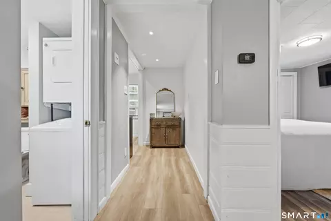 Entry Way - 277 Spring Hill Rd, Monroe, CT 06468 photo 1 of 1