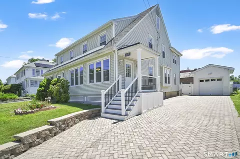107 Washington Cir, West Hartford, CT 06119