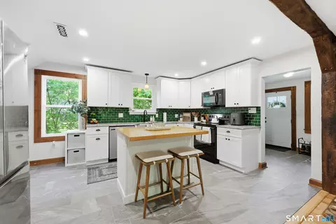 Kitchen - 75 Main St, Rockfall, CT 06481 photo 3 of 4