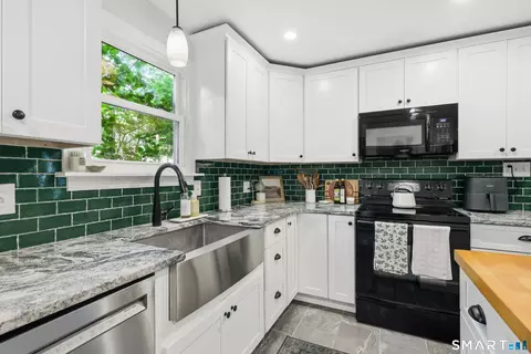 Kitchen - 75 Main St, Rockfall, CT 06481 photo 4 of 4