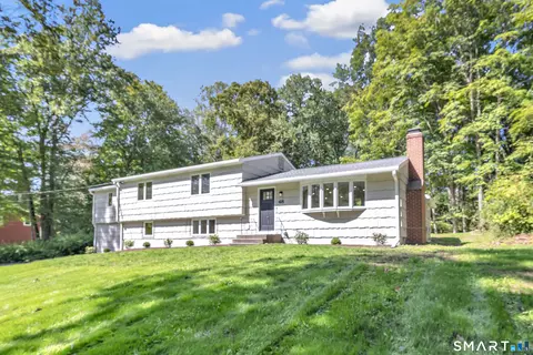 48 Crestwood Rd, Monroe, CT 06468