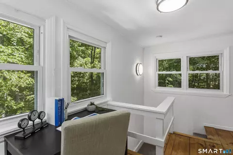 Entry Way - 188 Bacon Rd, Roxbury, CT 06783 photo 1 of 1