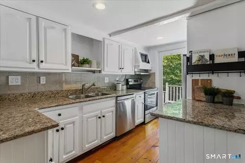 Kitchen - 188 Bacon Rd, Roxbury, CT 06783 photo 2 of 2