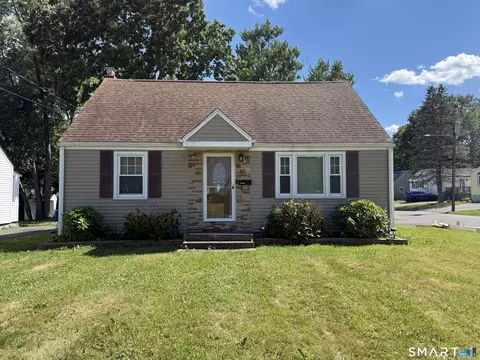 82 Carver St, New Britain, CT 06053