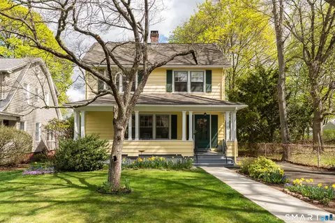 27 Ardmore St, Hamden, CT 06517