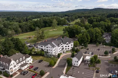 788 Farmington Ave #102, Farmington, CT 06032