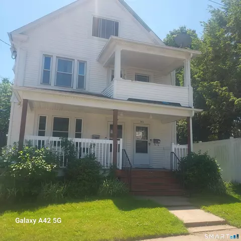 162 Wadsworth St Ext, Manchester, CT 06040