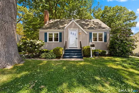 39 Central Ave, West Haven, CT 06516