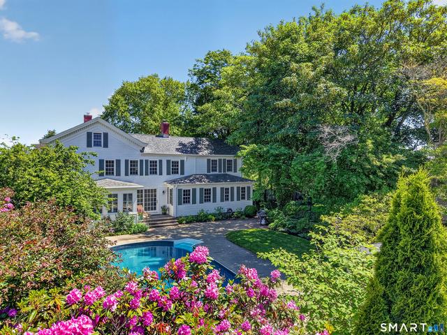 36 Pearl St, Mystic, CT 06355